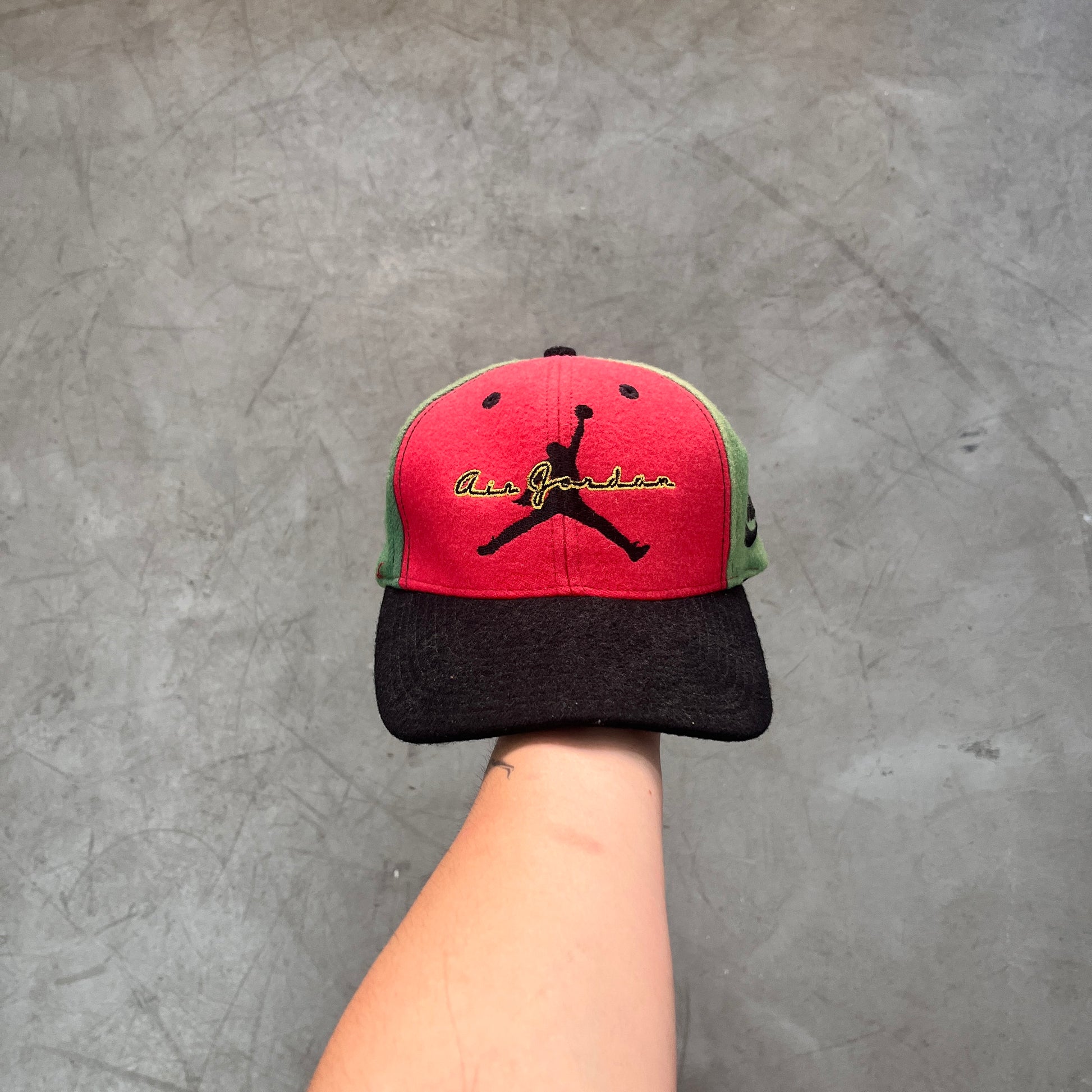 vintage 90s nilke air jordan cap wool