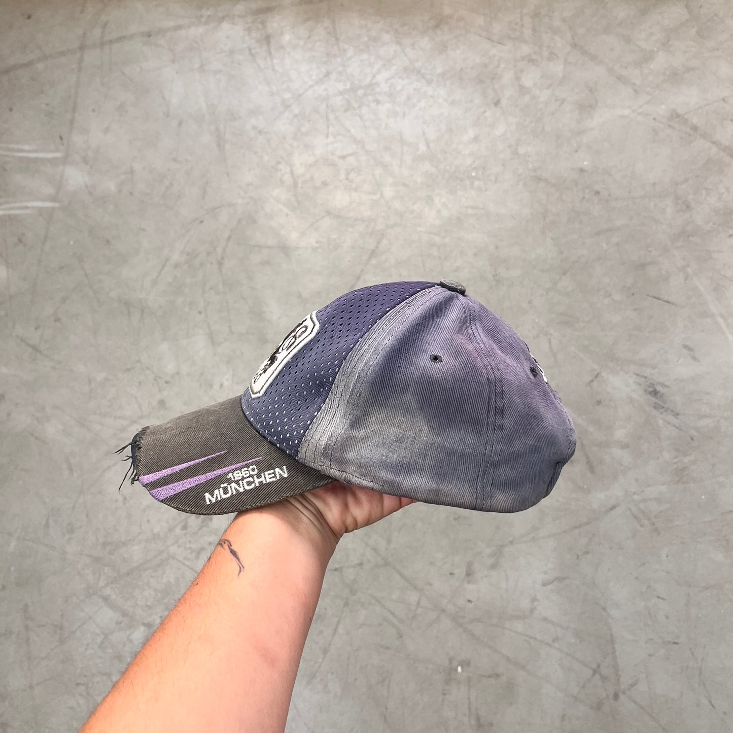 THRASHED TSV 1860 MÜNCHEN CAP