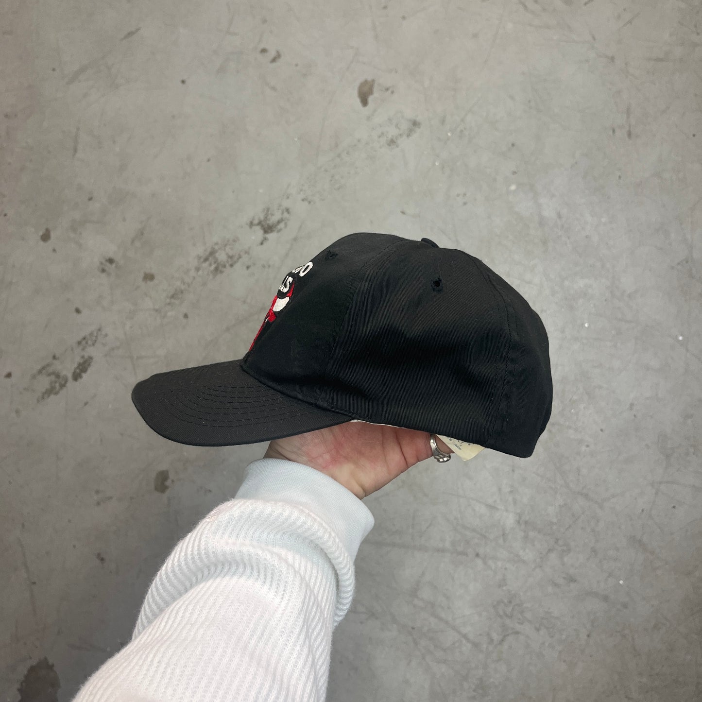 CHICAGO BULLS BLK CAP 90s