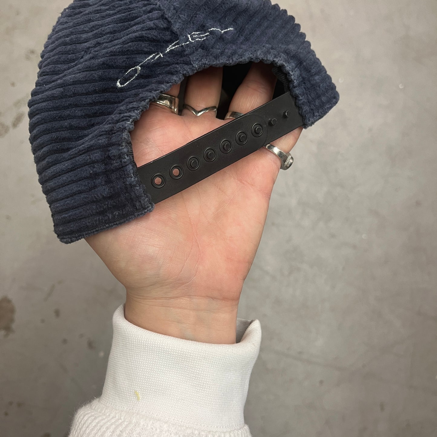 OAKLEY BLUE CORDUROY CAP 90s