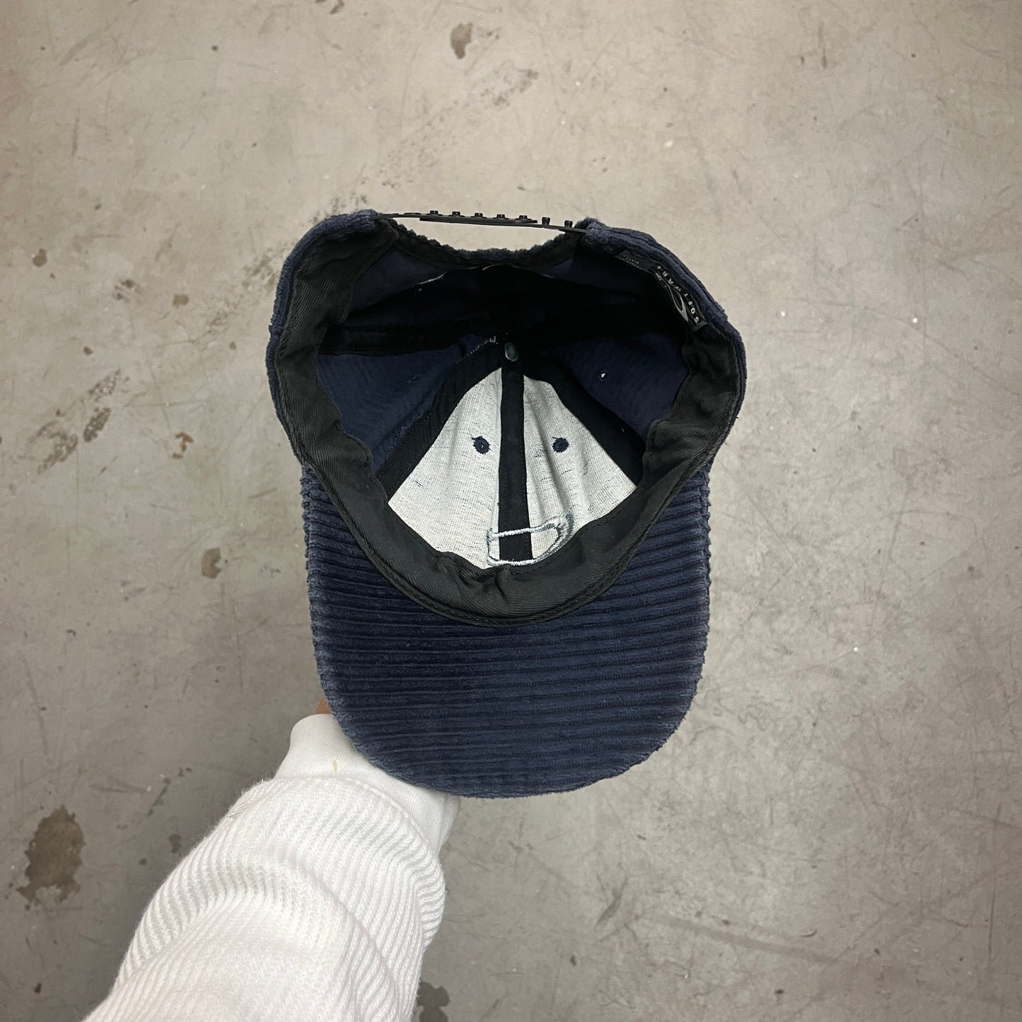 OAKLEY BLUE CORDUROY CAP 90s
