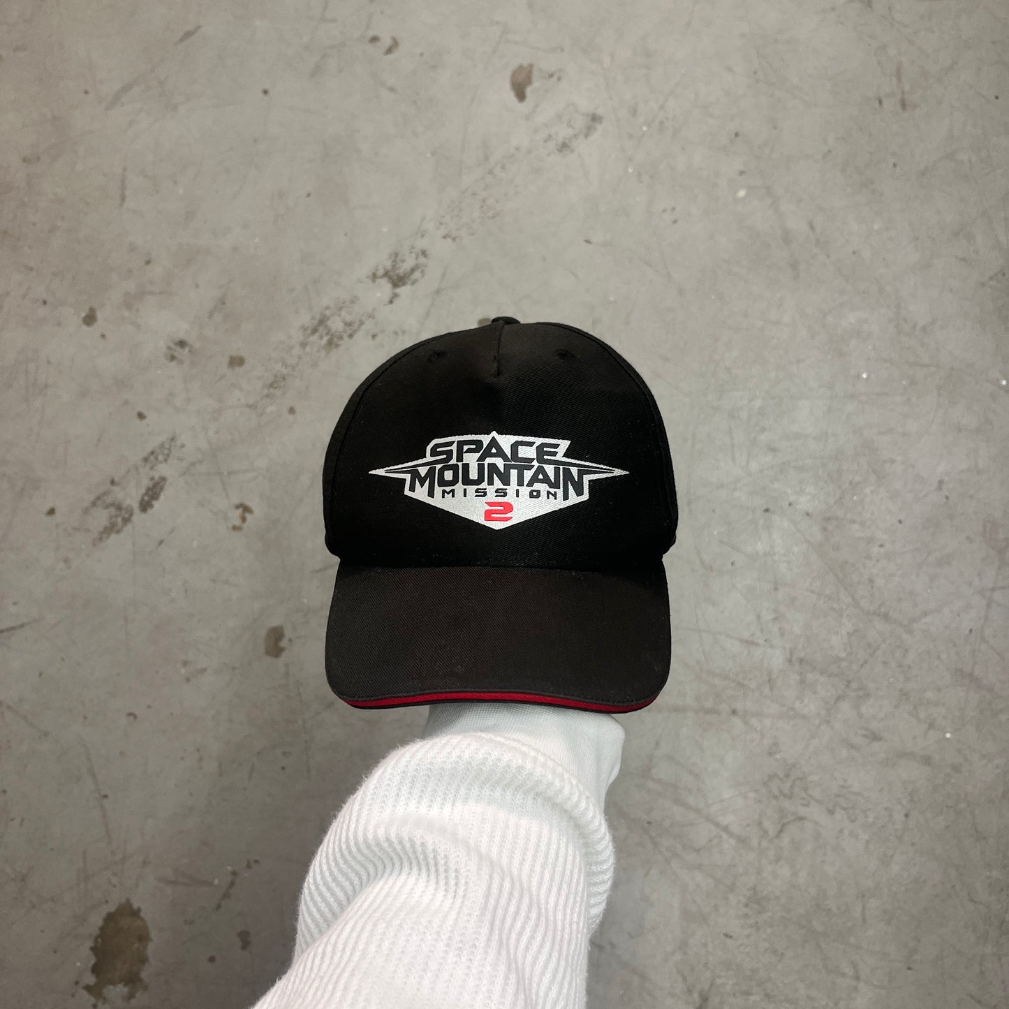 DISNEY SPACE MOUNTAIN MISSION 2 CAP