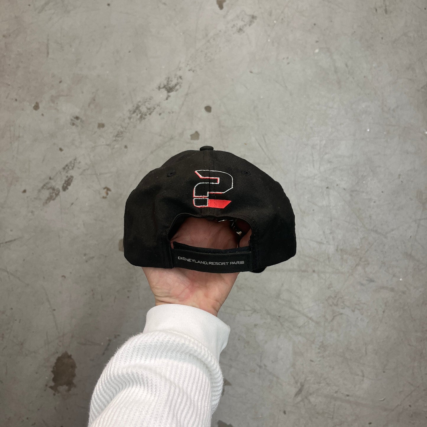 DISNEY SPACE MOUNTAIN MISSION 2 CAP