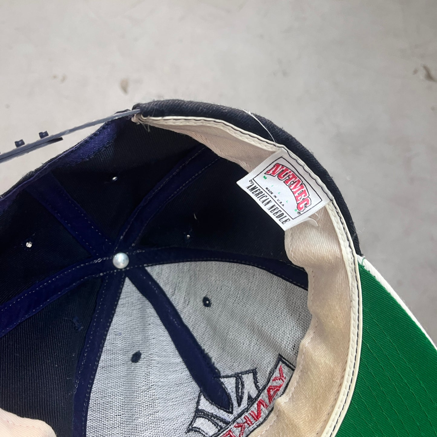 YANKEES AMERICAN NEEDLE NUTMEG MILLS MLB CAP 90s
