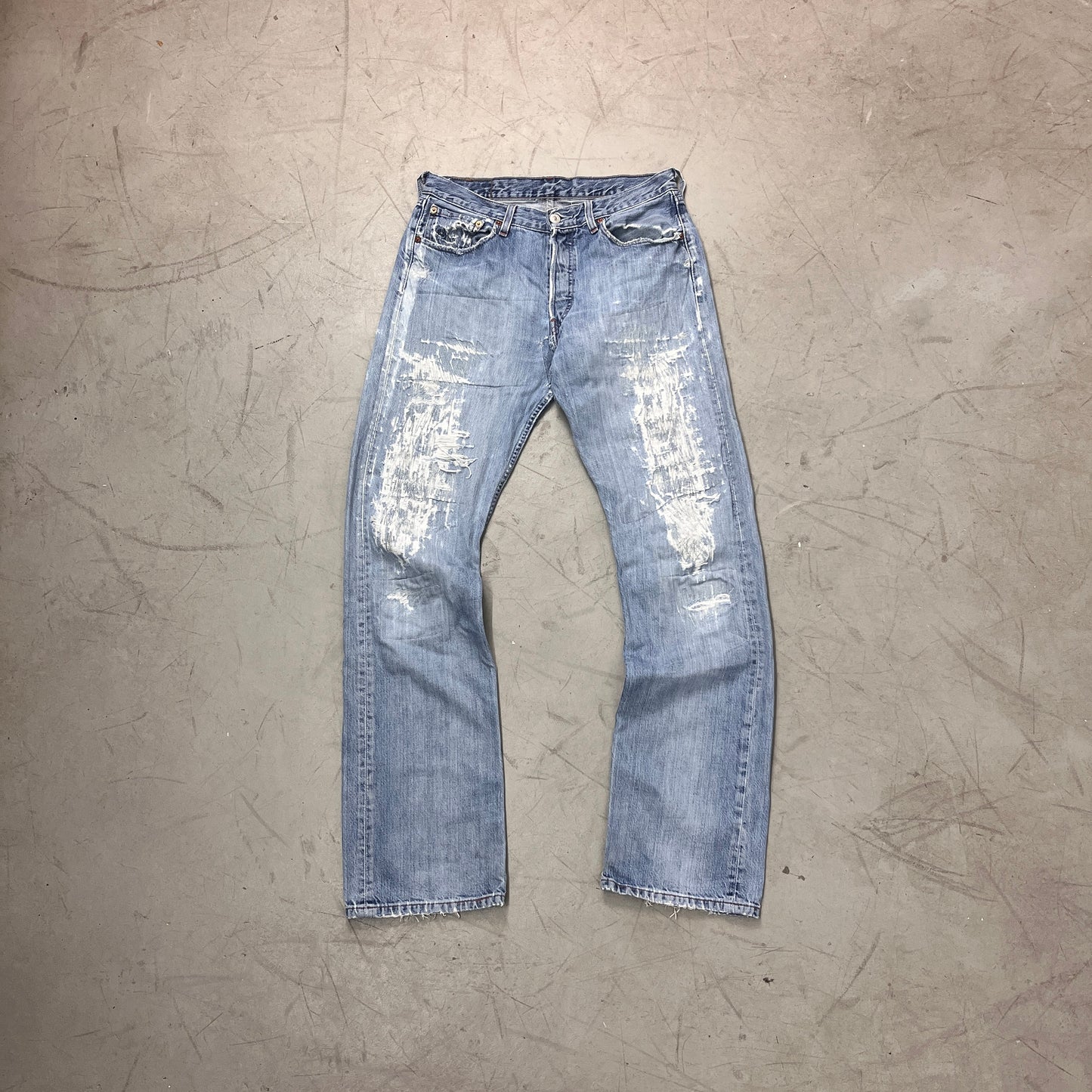 LEVIS 501 REPAIRED DENIM 32W/34L