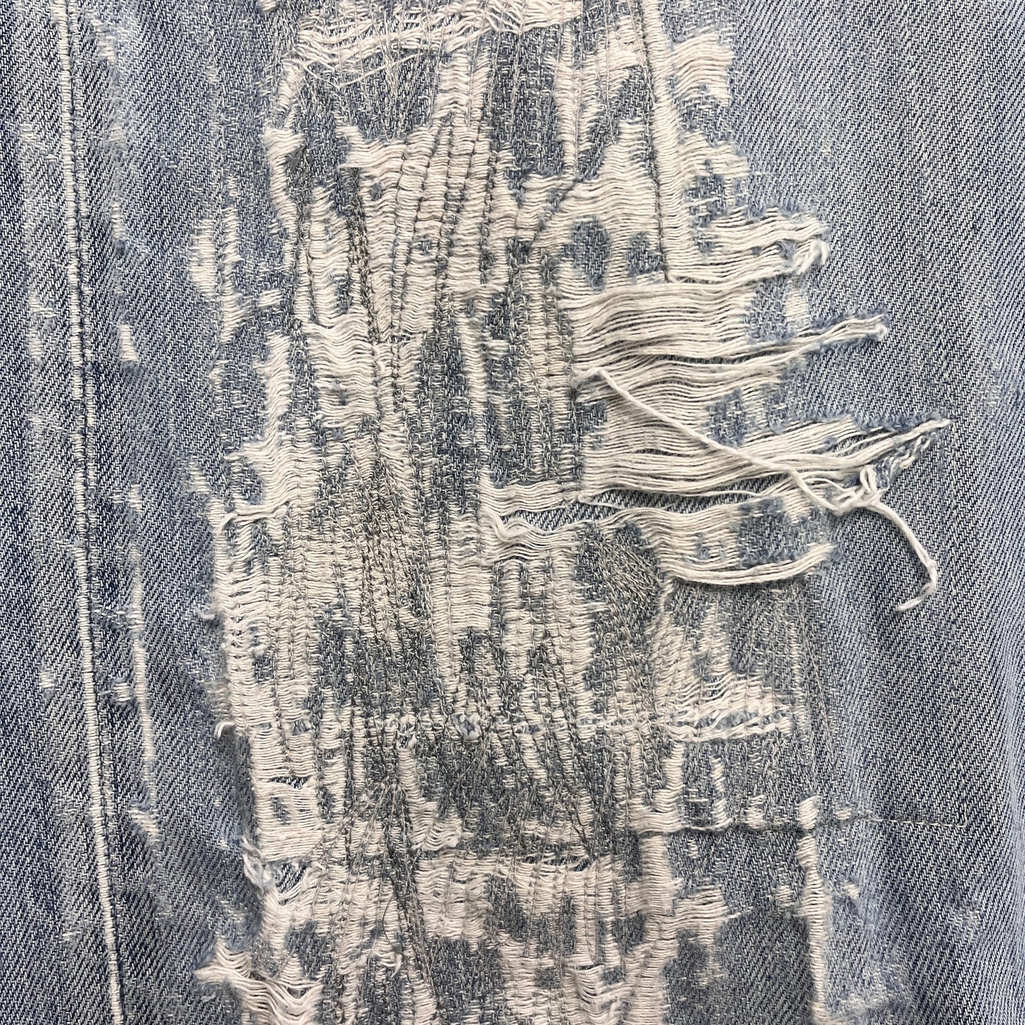 LEVIS 501 REPAIRED DENIM 32W/34L