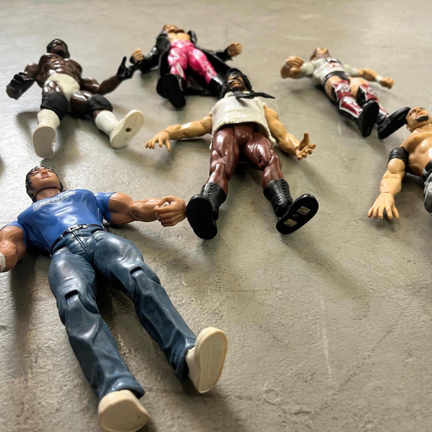 WWE WRESTLING FIGURE