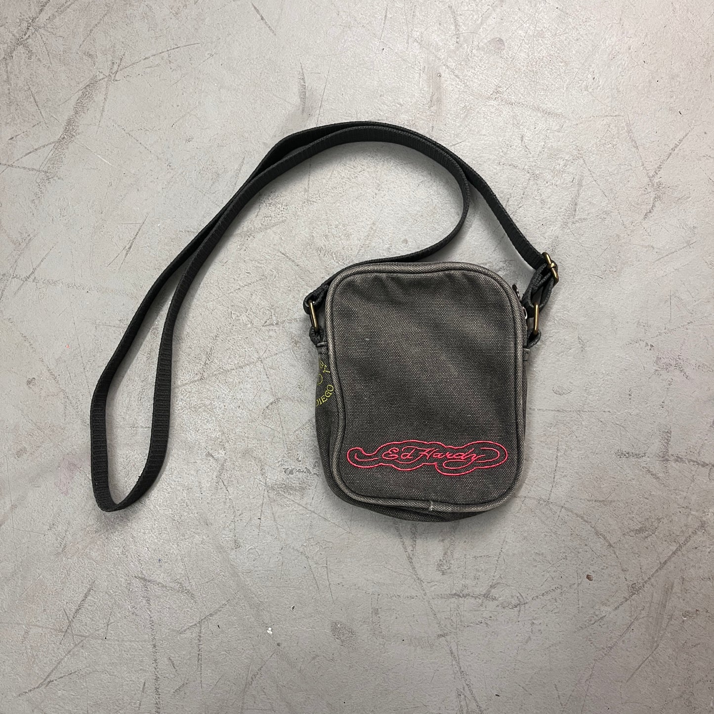 ED HARDY SLING BAG Y2K