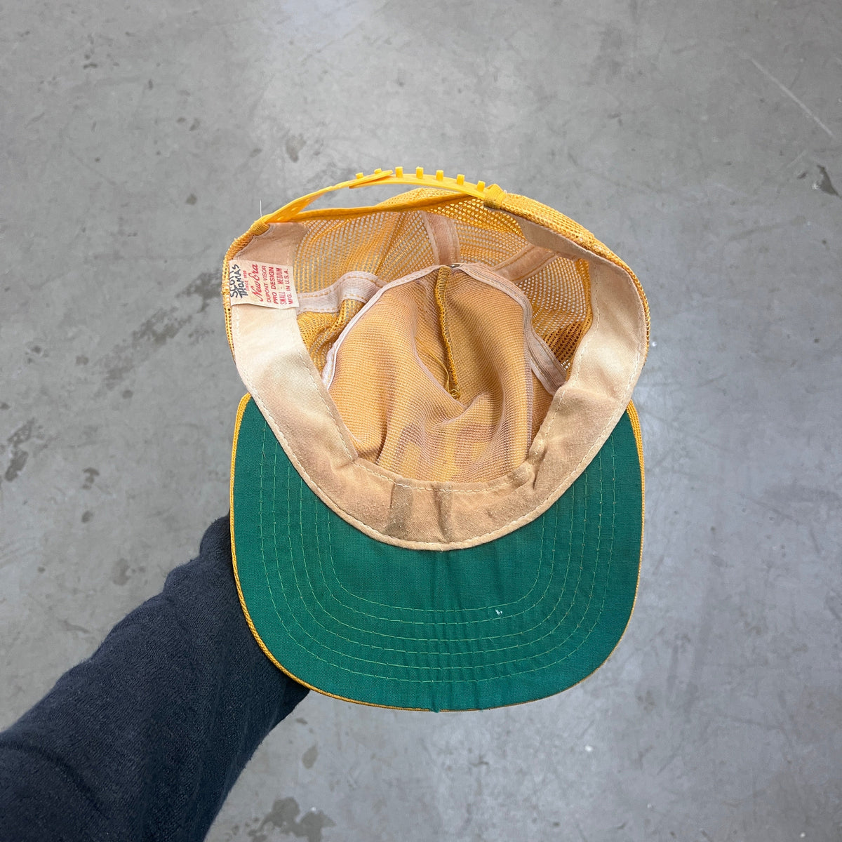 NEW ERA COLLEGE 80s
