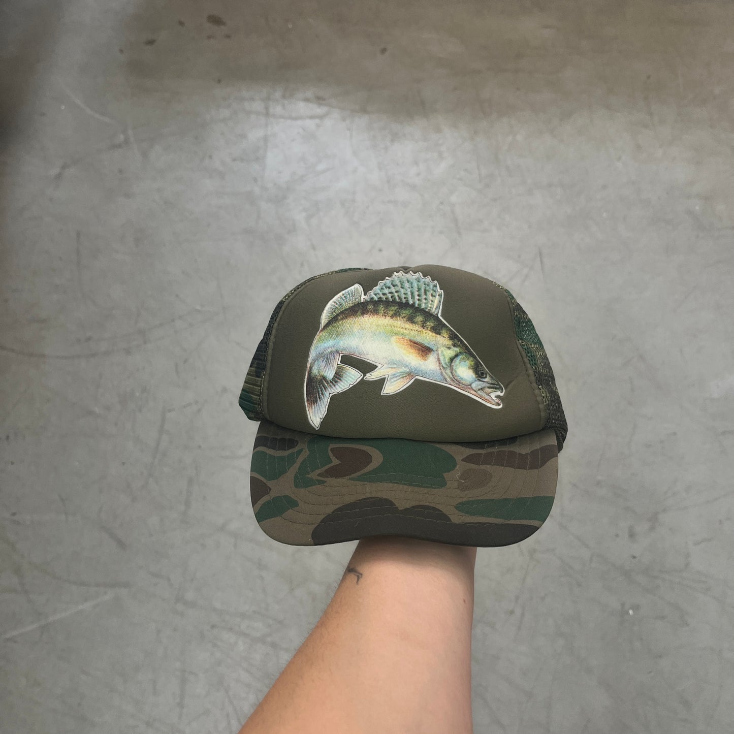 FISH TRUCKER 90s