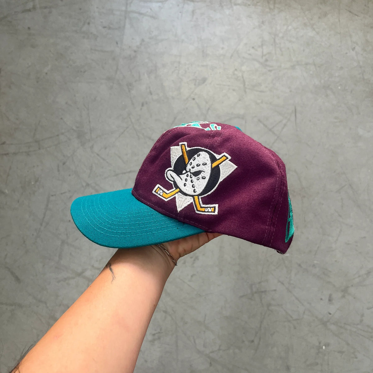 MIGHTY DUCKS NHL 90s