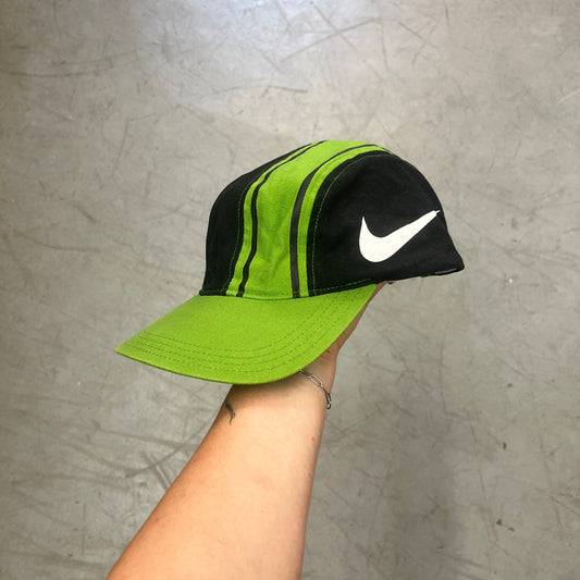 NIKE USA 90s