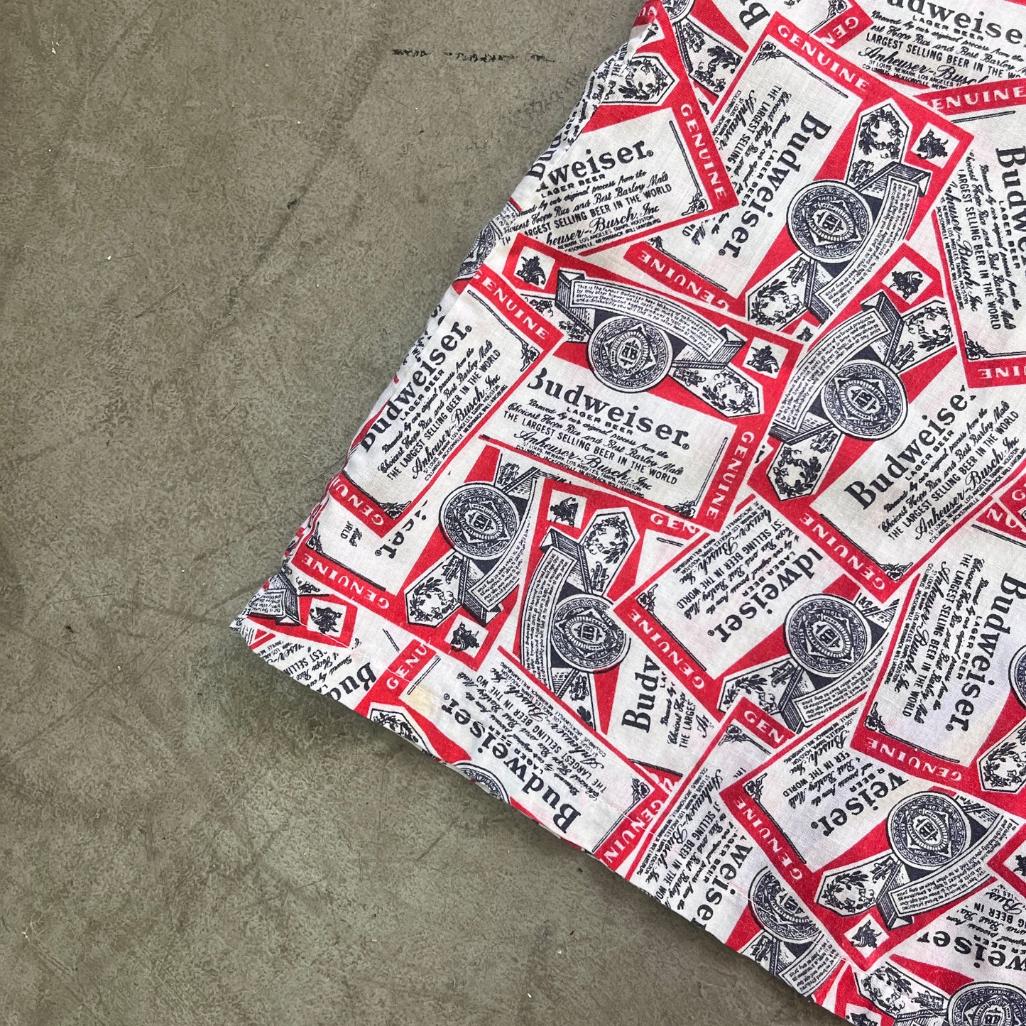 BUDWEISER AOP BUTTON UP 70s [XL]