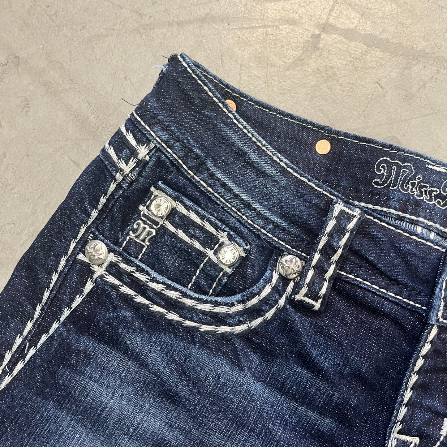 MISS ME Y2K DENIM SHORTS MID-SHORTS [26]
