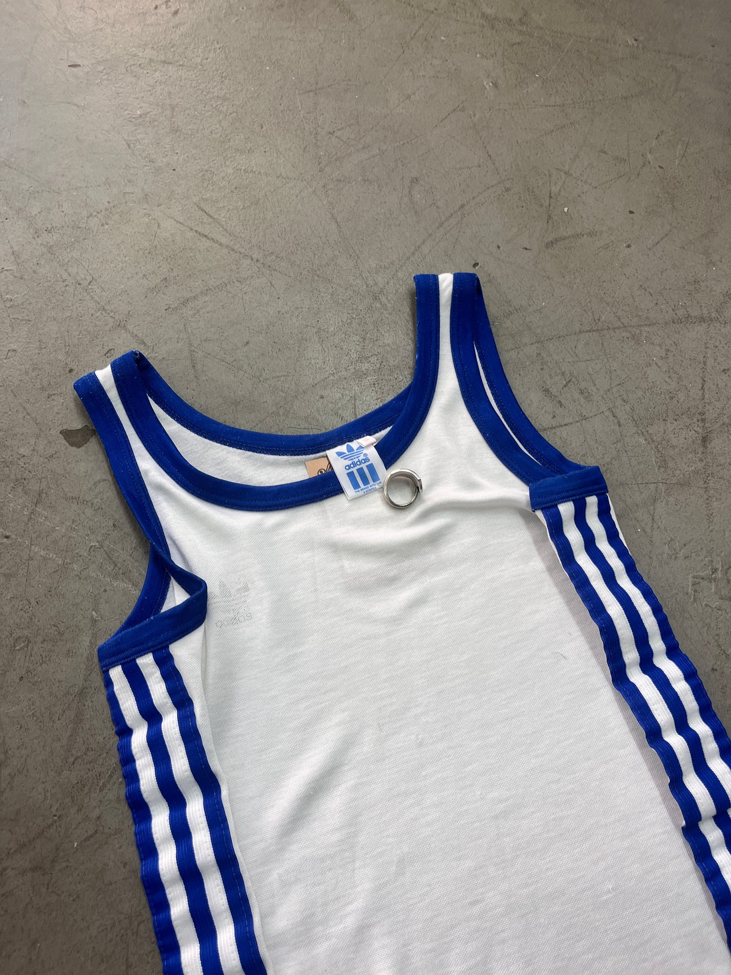 ADIDAS WHT/BLU TANK 70s [XS]