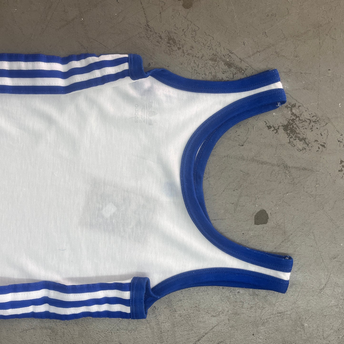 ADIDAS WHT/BLU TANK 70s [XS]