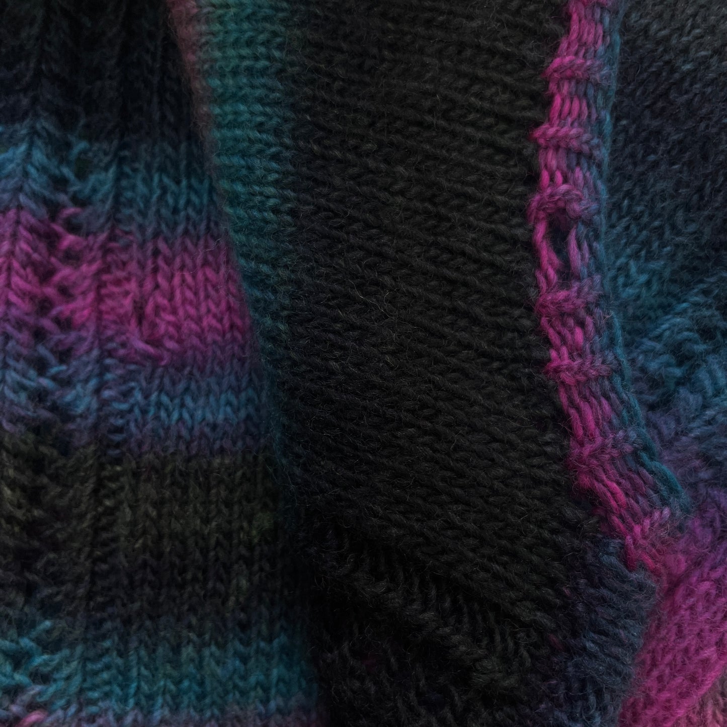 OMBRE HOMEMADE KNITTED VEST [M/L]
