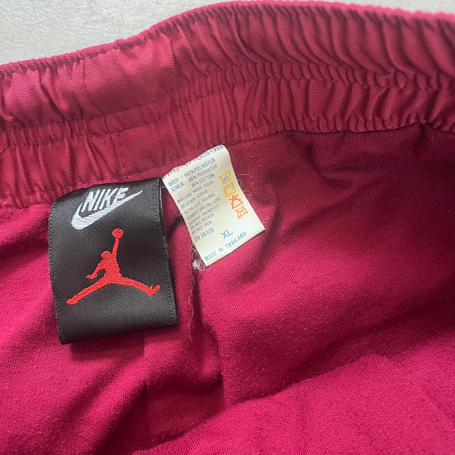 NIKE MICHEAL JORDAN TRACKSUIT 90s [XL]