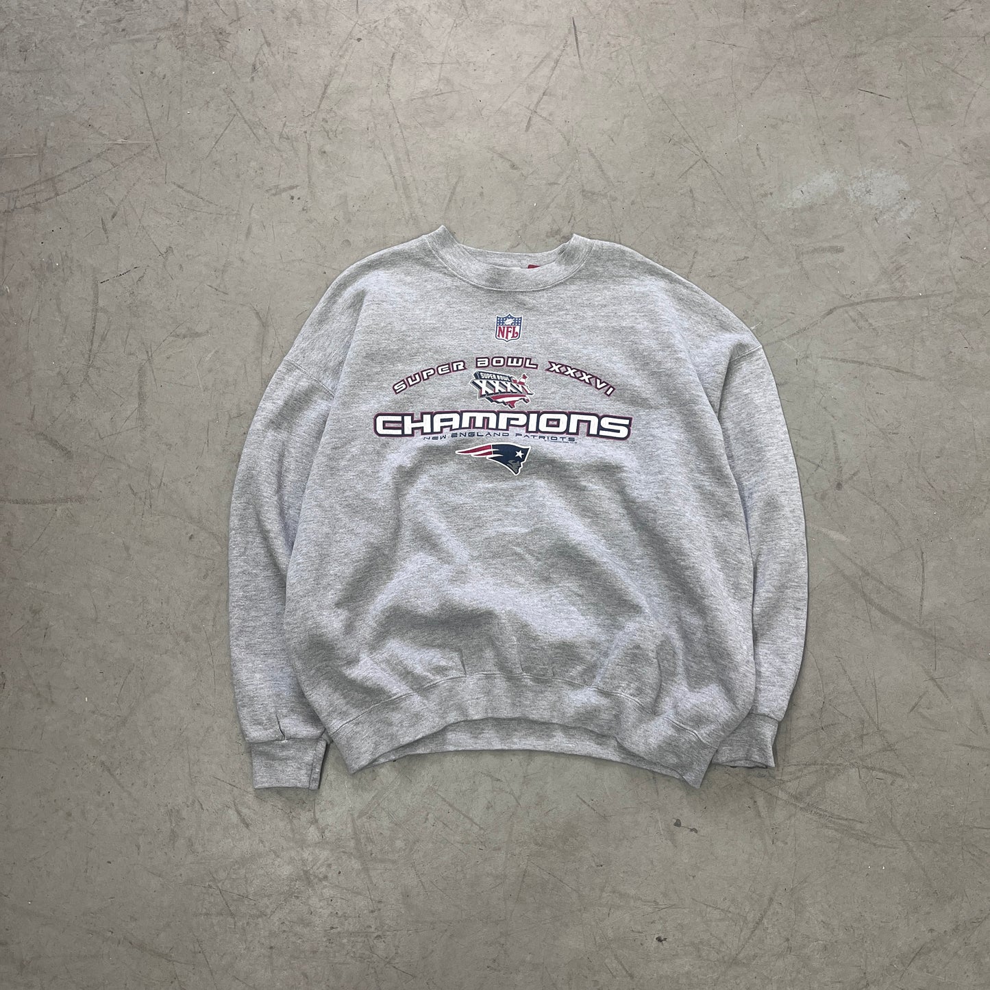 SUPERBOWL XXXVI NEW ENGLAND PATRIOTS 2002 [XL]