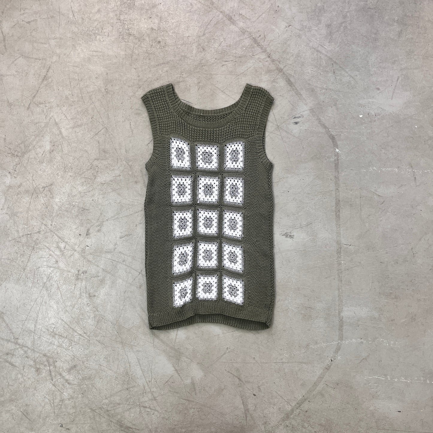 CROCHET GREEN TANK [M/L]