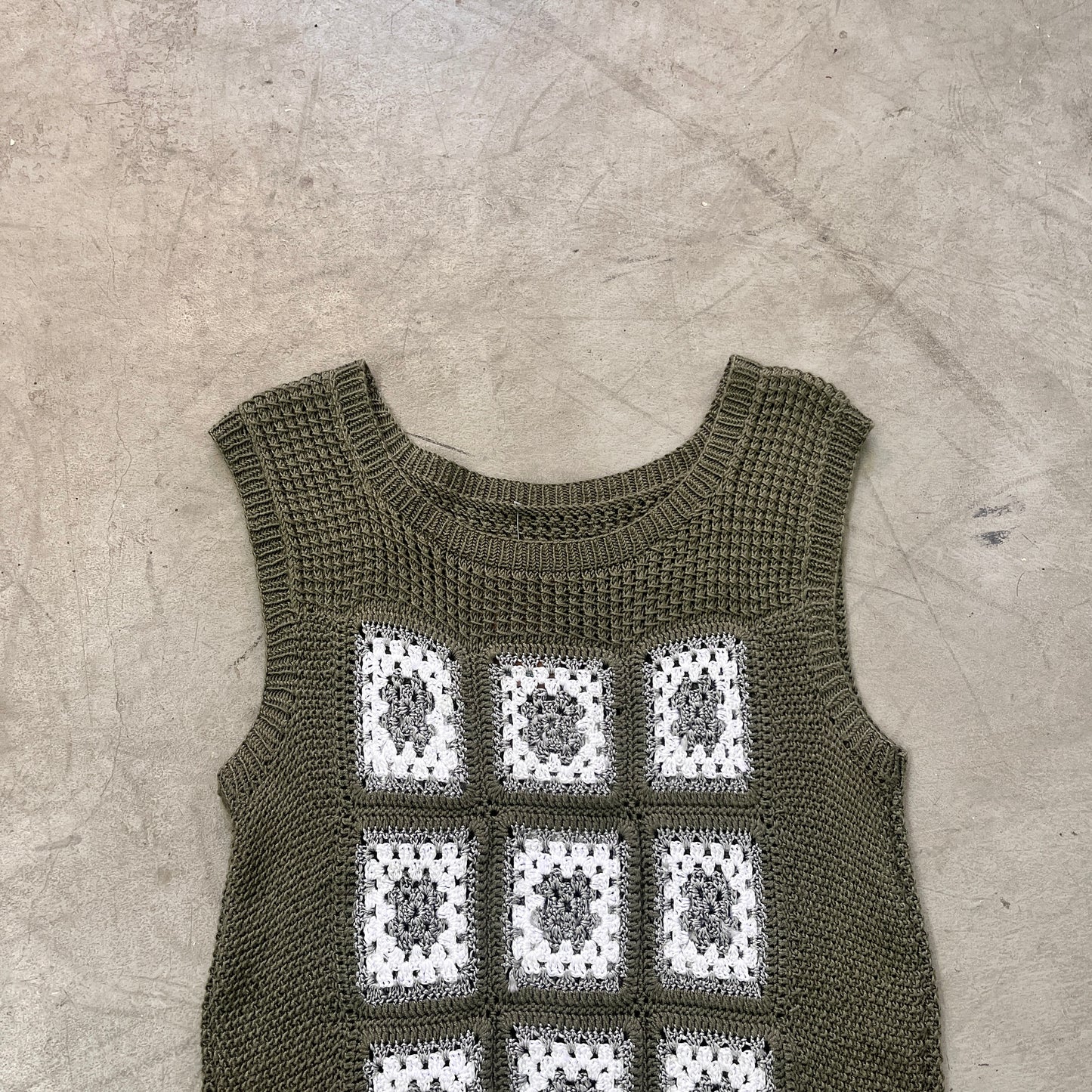 CROCHET GREEN TANK [M/L]