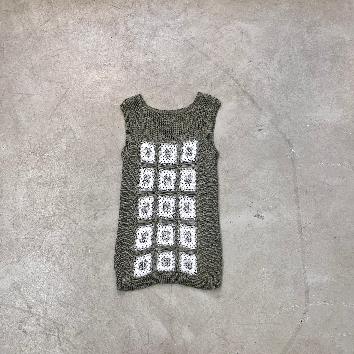 CROCHET GREEN TANK [M/L]