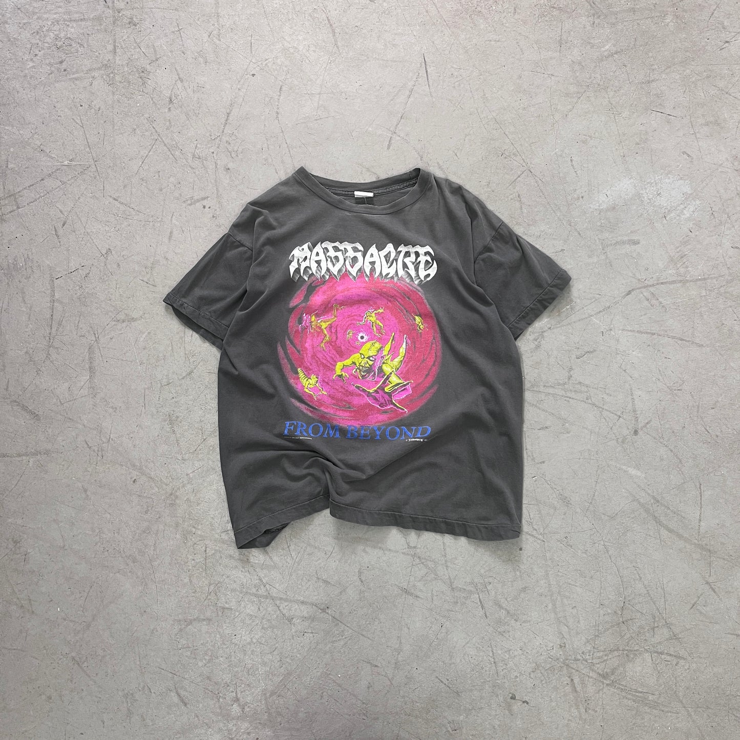 MASSACRE FROM BEYOND 1991 [XL]