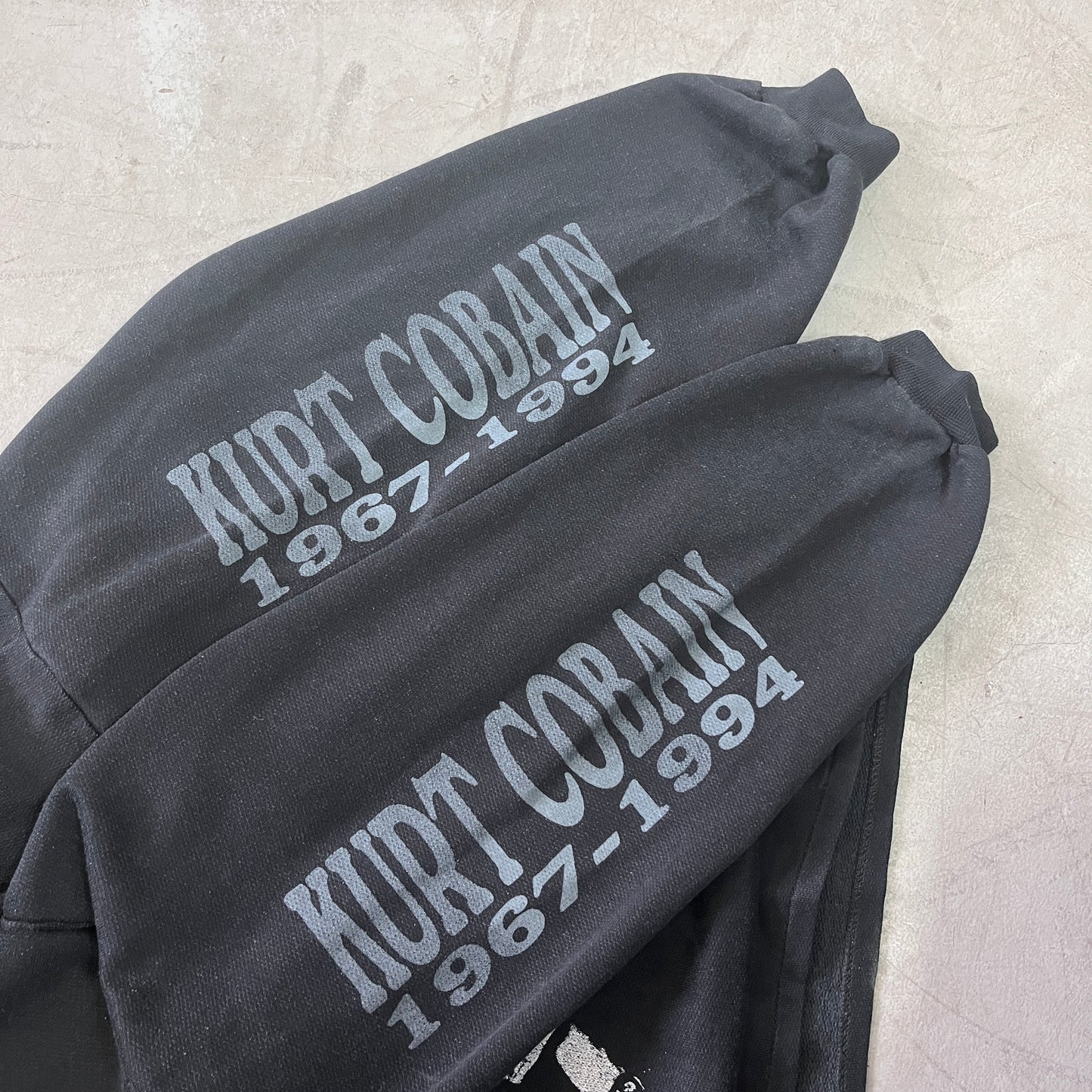 KURT COBAIN EURO BOOT HOODIE 90s [L]