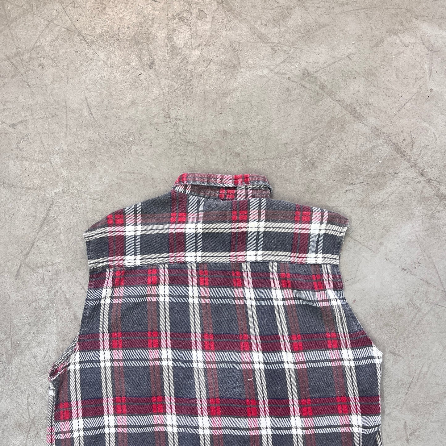 RED CHECKERED CUT [L]