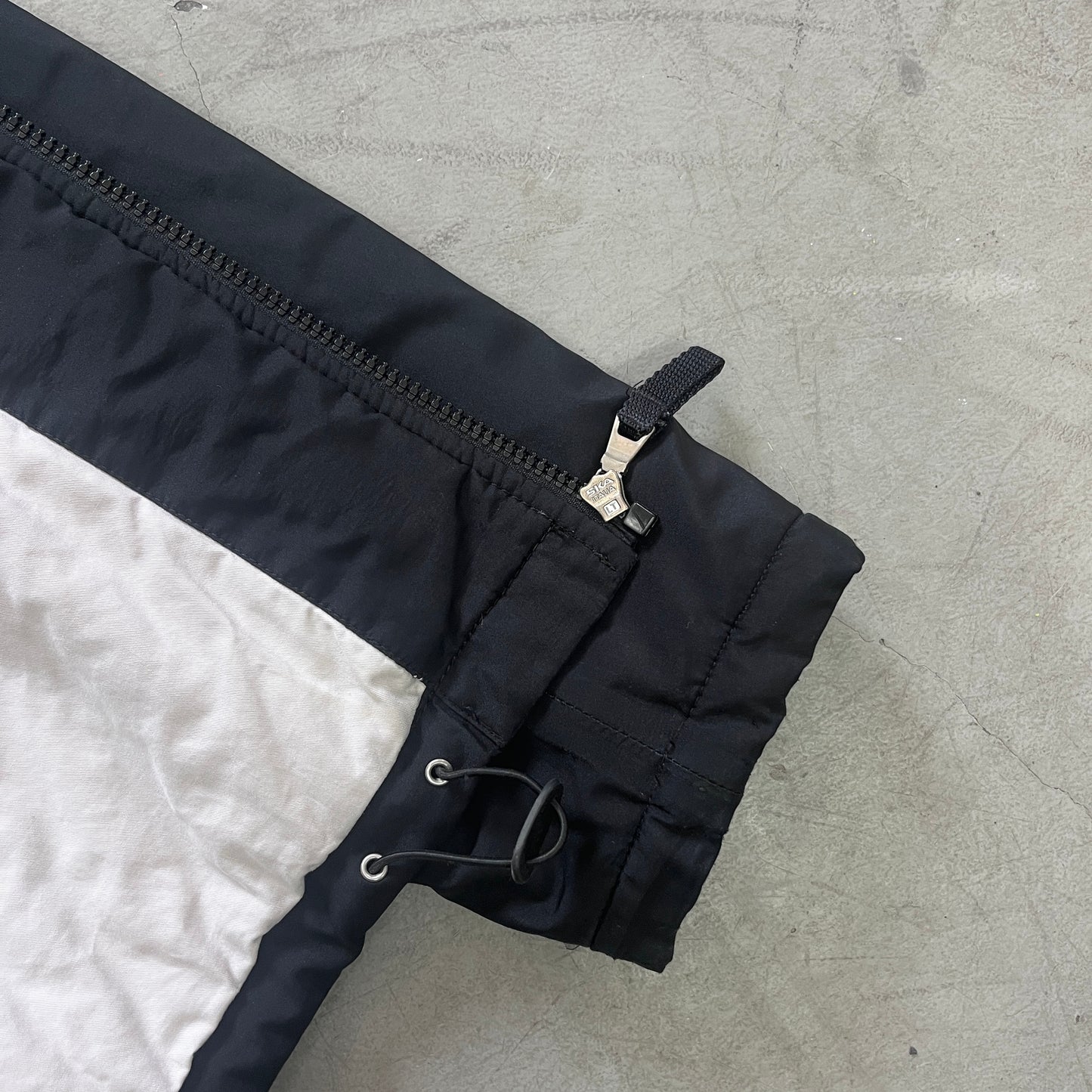 PRADA LUNA ROSSA JACKET [52]