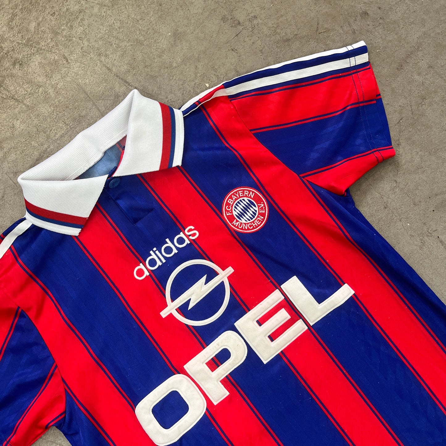 ADIDAS FC BAYERN MÜNCHEN KLINSMANN #18 1995/97 SHIRT KIDS [AGE 9/10]