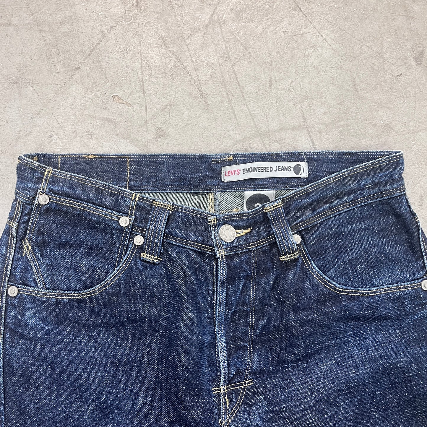 LEVIS ENGINEERED 00s DENIM [32X34]