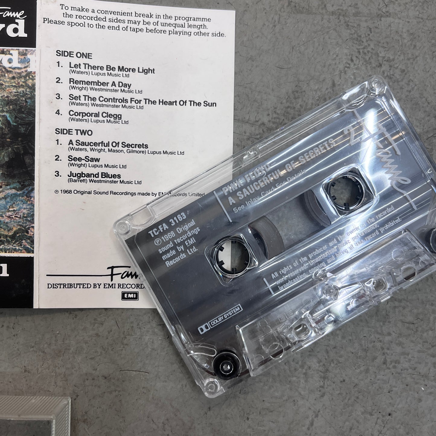 PINK FLOYD A SAUCERFUL OF SECRETS TAPE