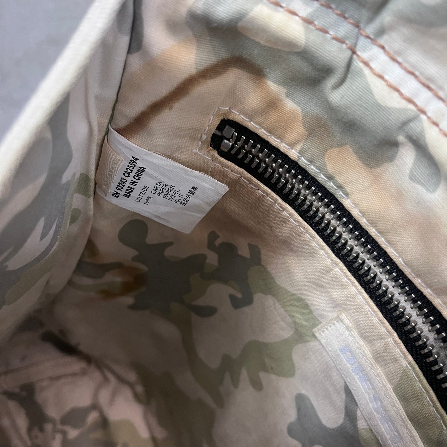 DIESEL FLY WHEEL CROSSBODY BAG
