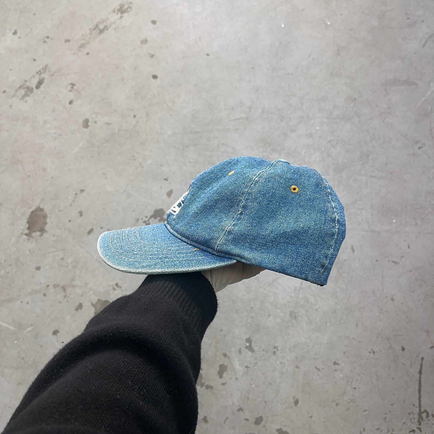 PNB DENIM FITTED EARLY 00s