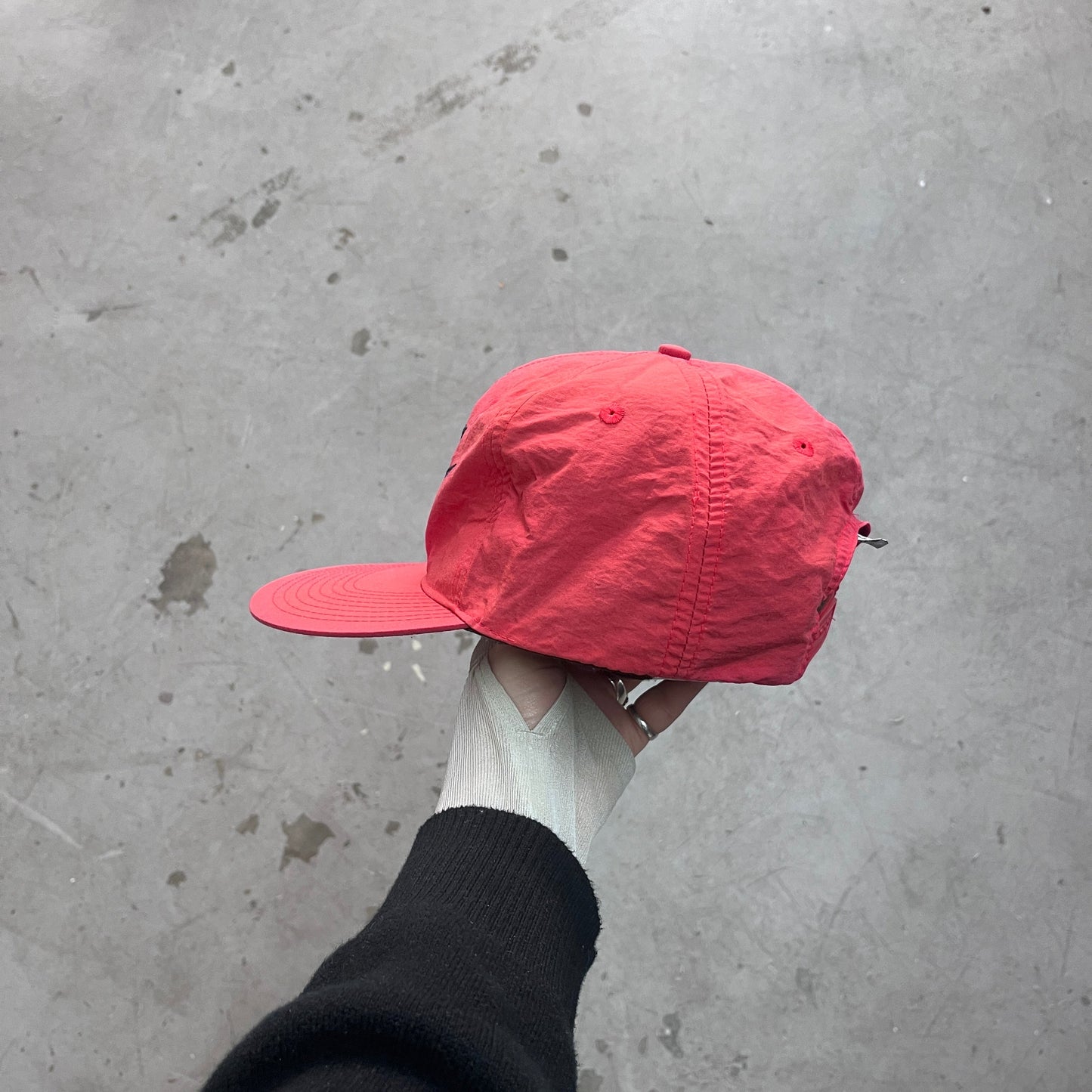 NIKE LIGHT RED NYLON 90s