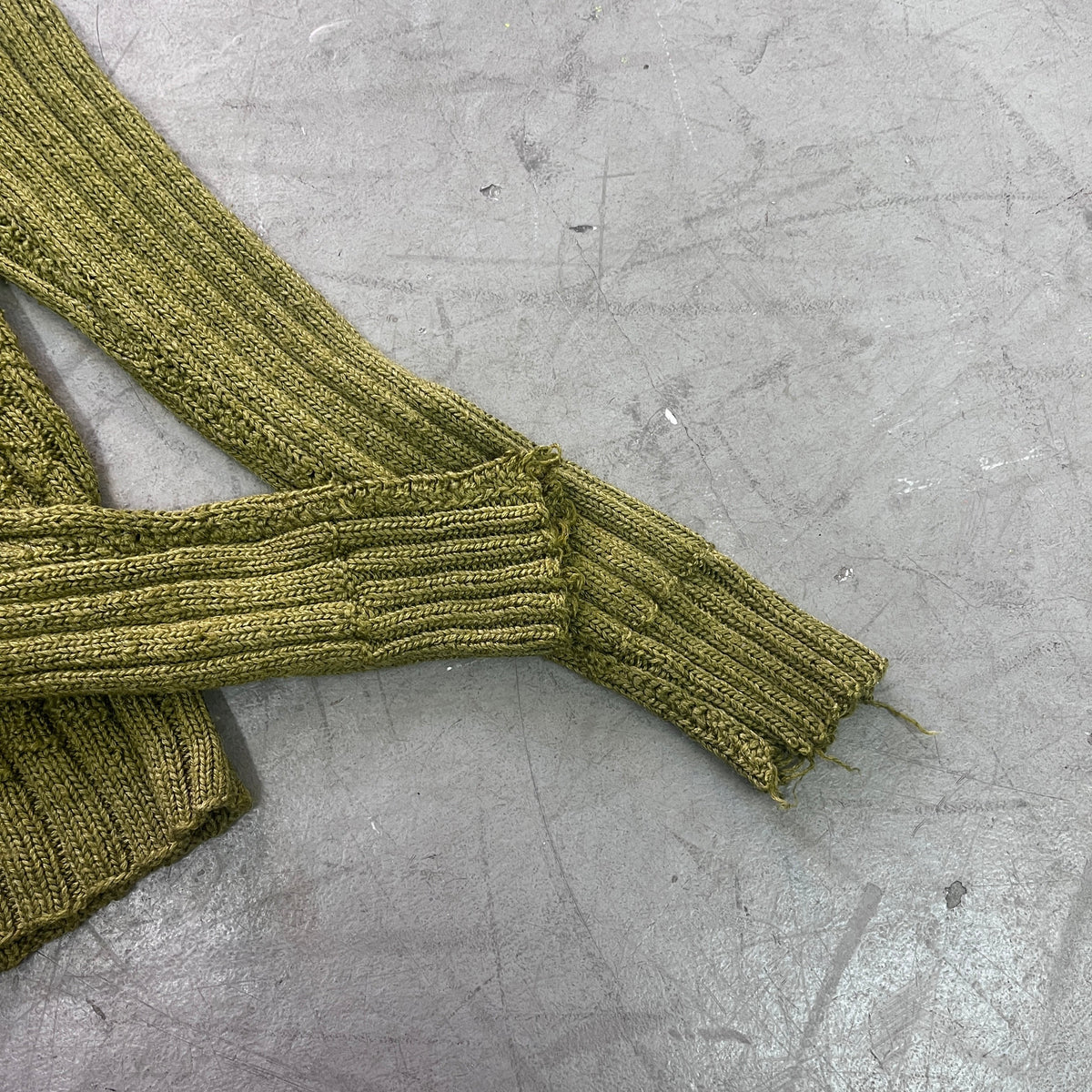 VINTAGE GREEN HANDMADE KNIT [S]