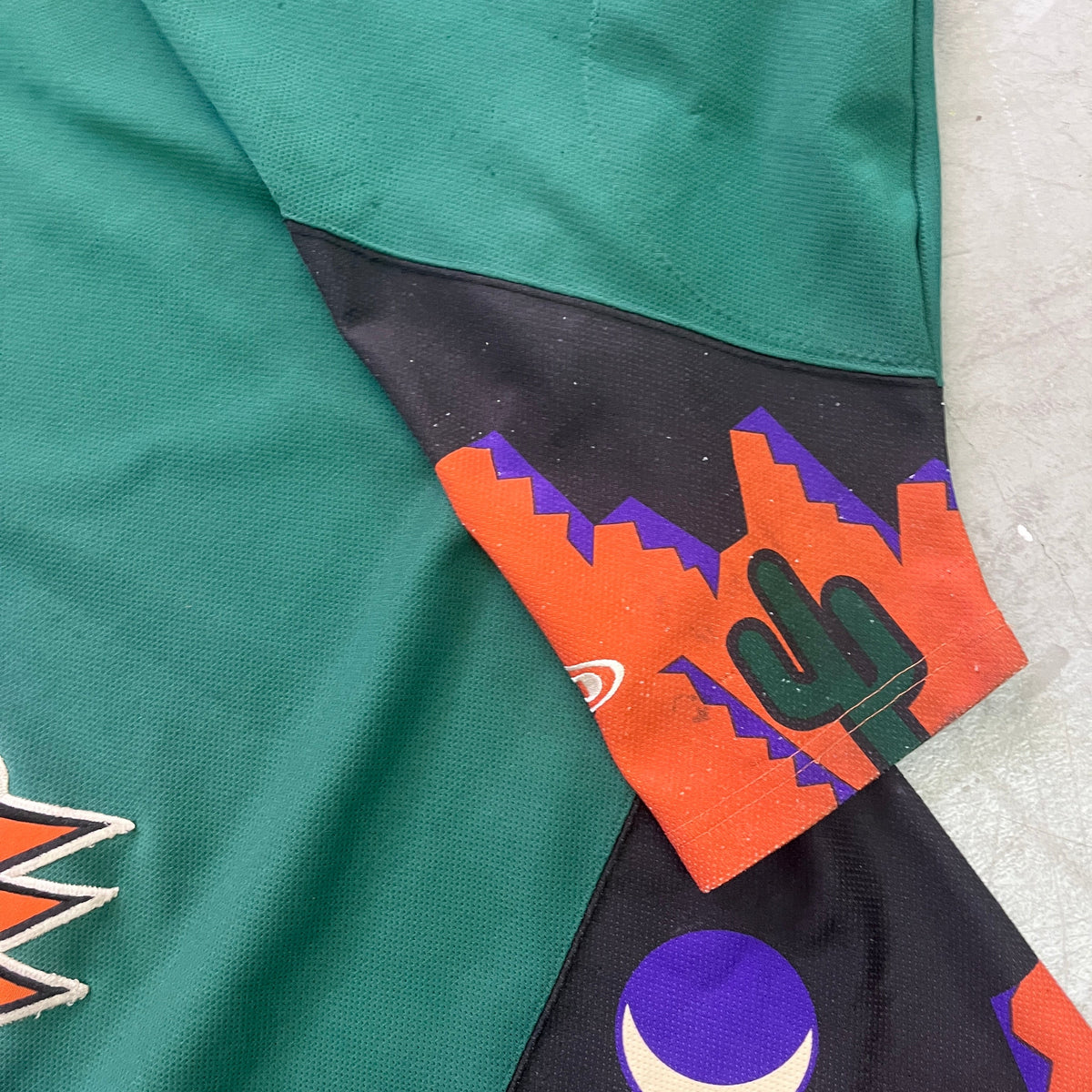 PRO PLAYER ARIZONA PHOENIX COYOTES RARE 90s [XL]