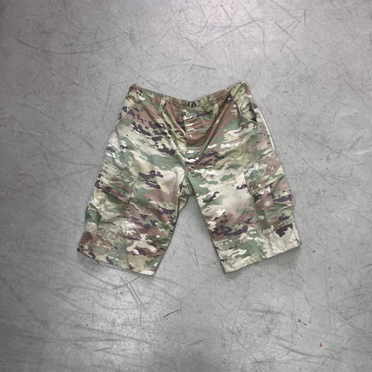 CAMO SHORTS [36X14.5]