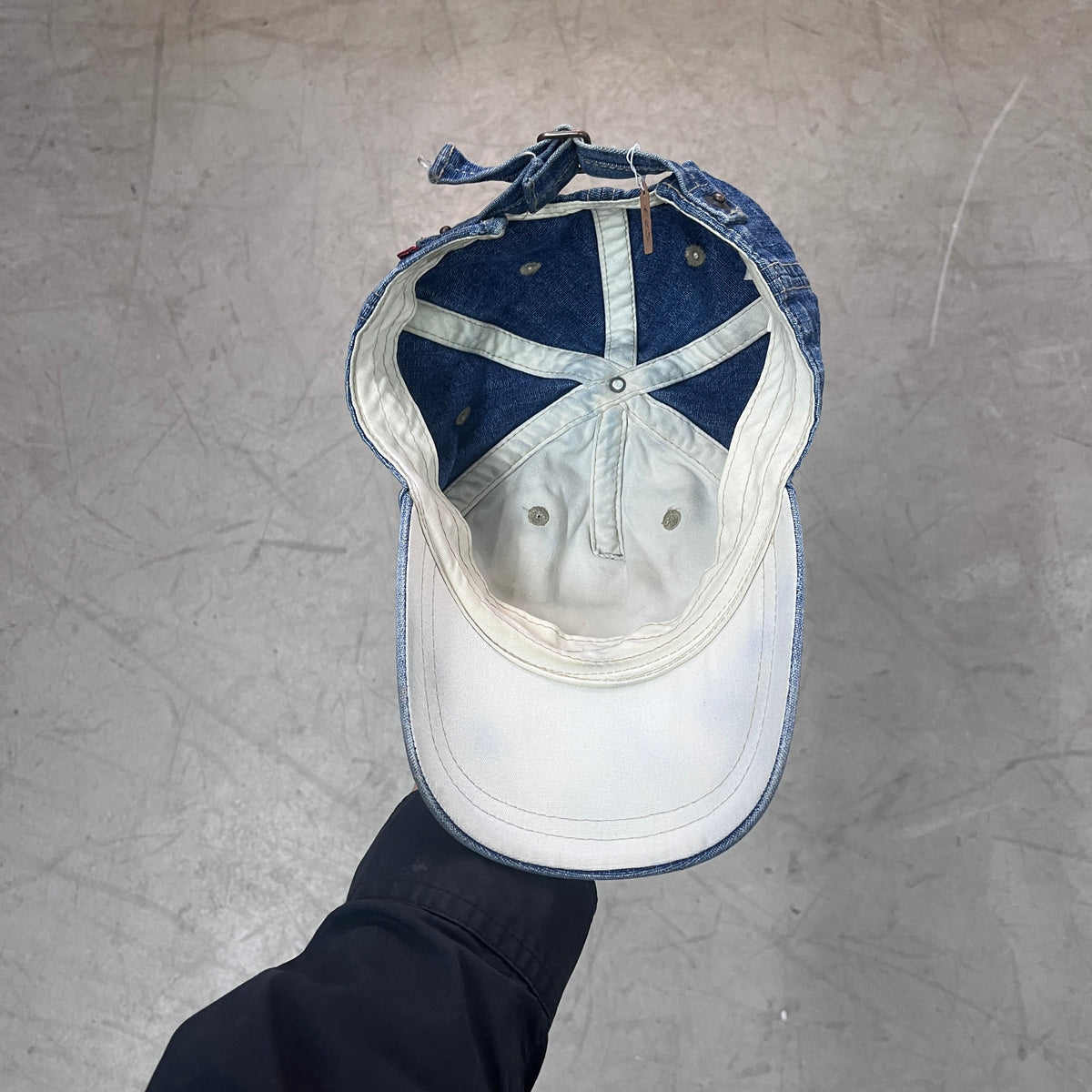 LEVIS DENIM BUCKLE BACK CAP