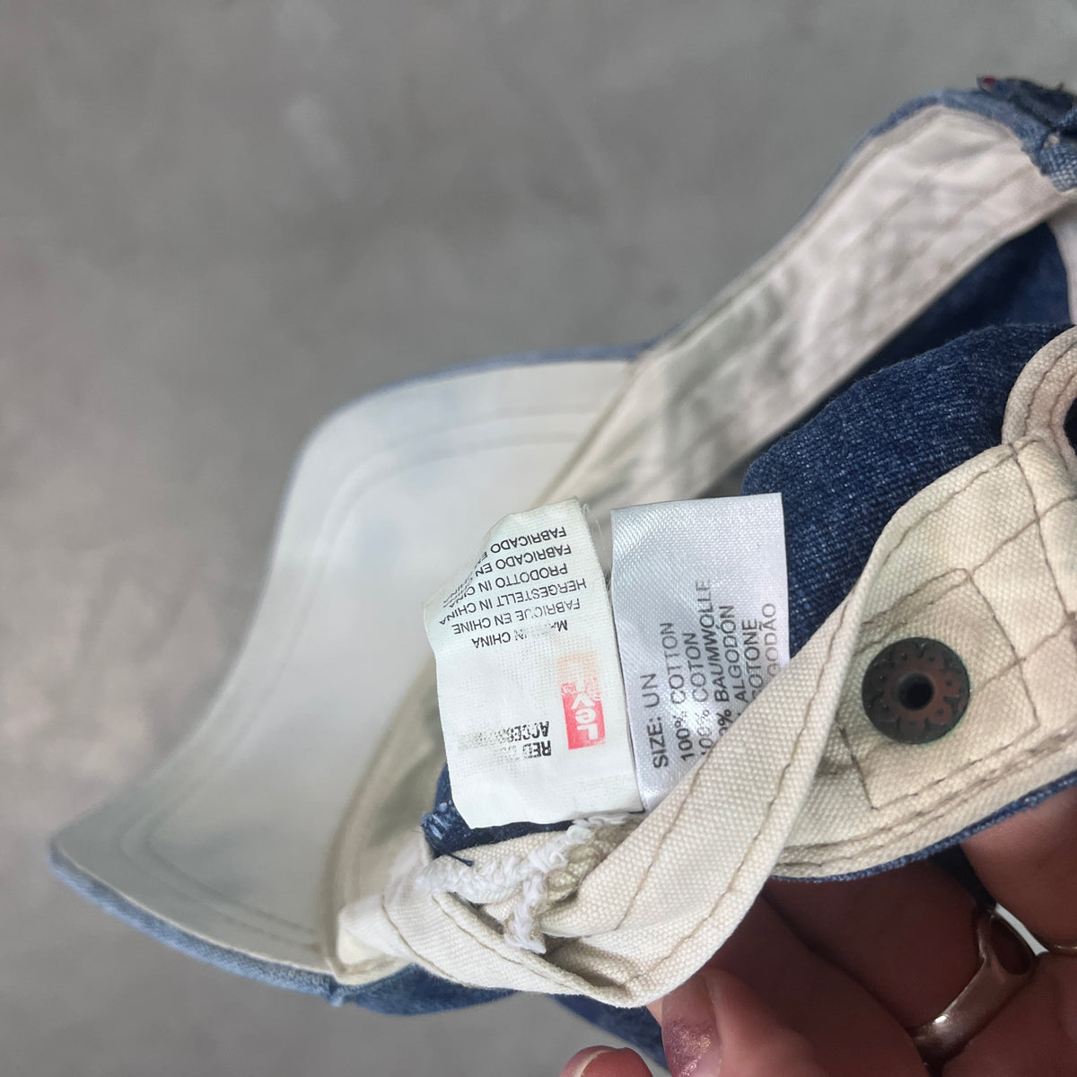 LEVIS DENIM BUCKLE BACK CAP