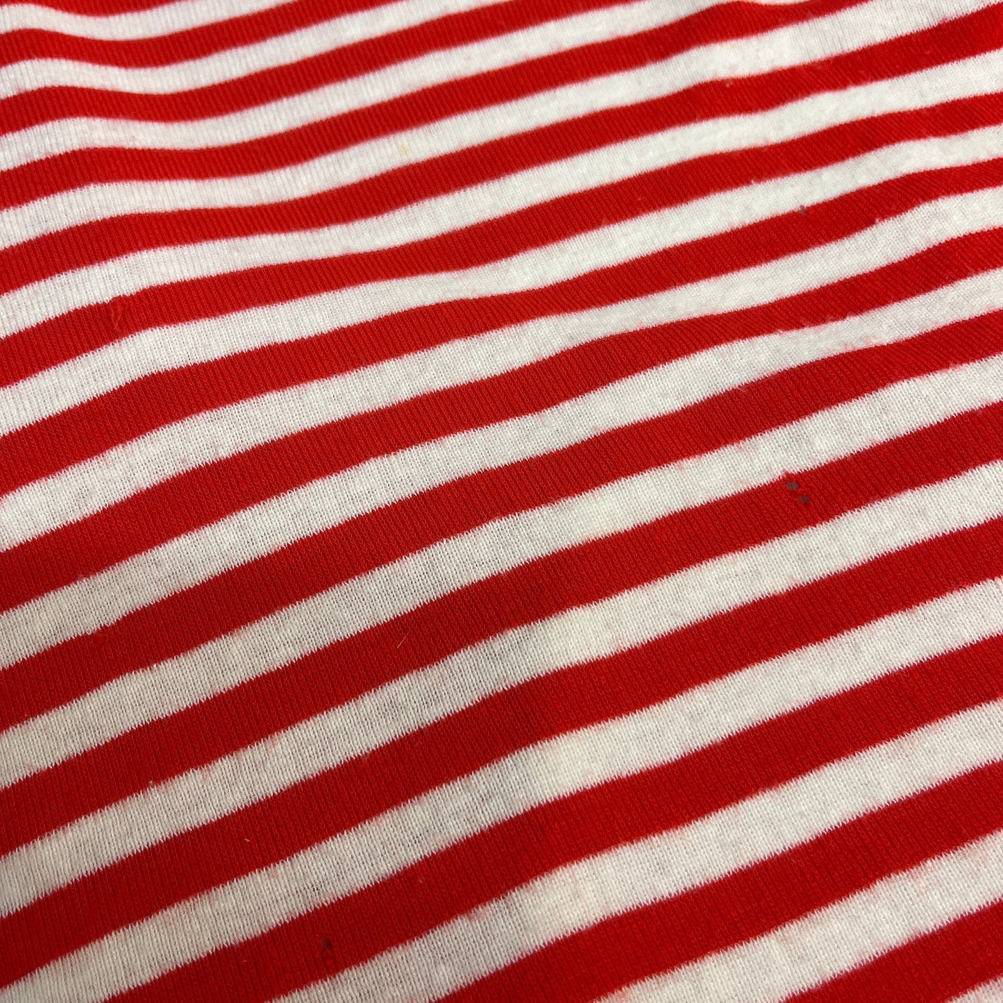 RED / WHITE STRIPED RINGER 70s [S/M]