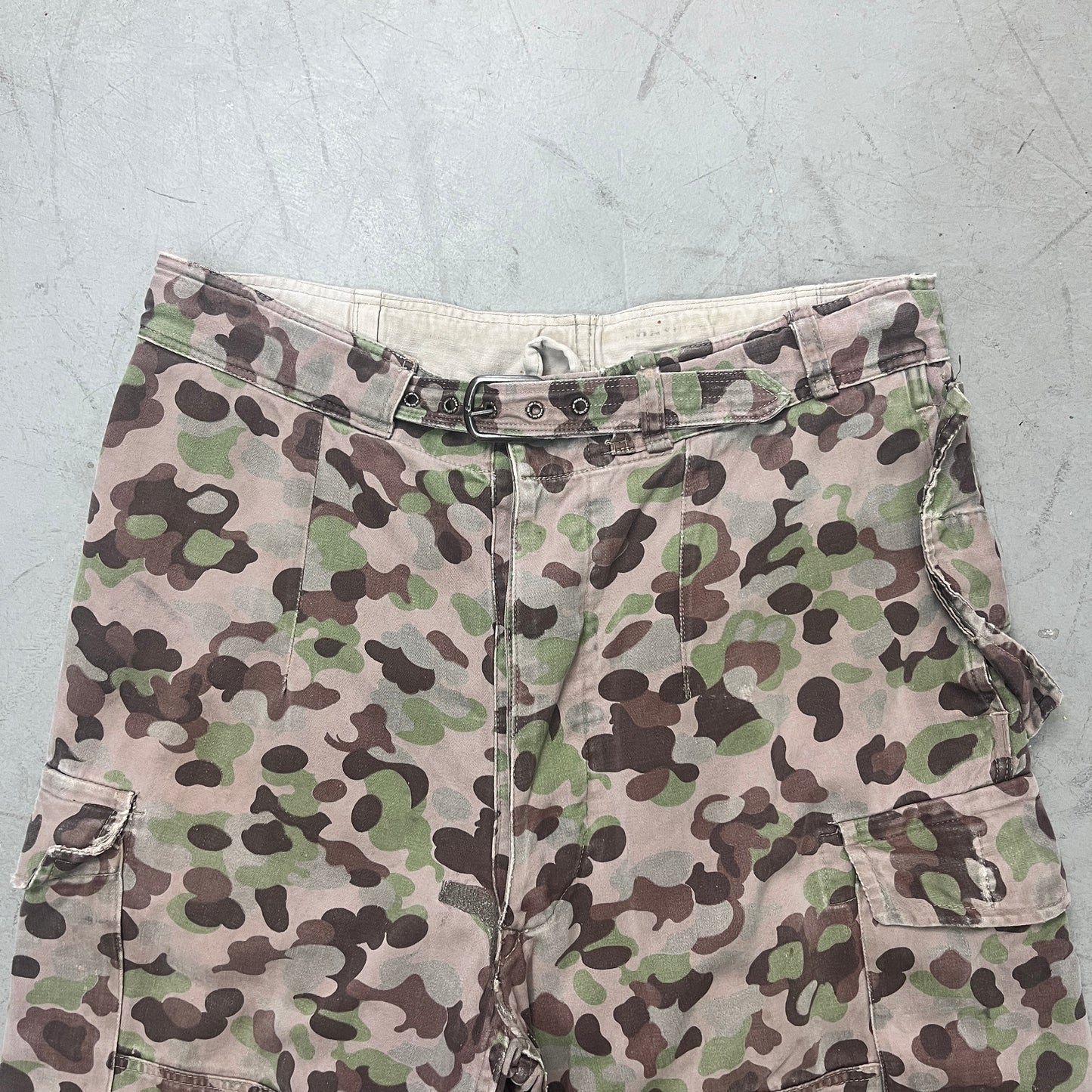 AUSTRIAN PEA DOT CAMO PANTS 1960s [W34]