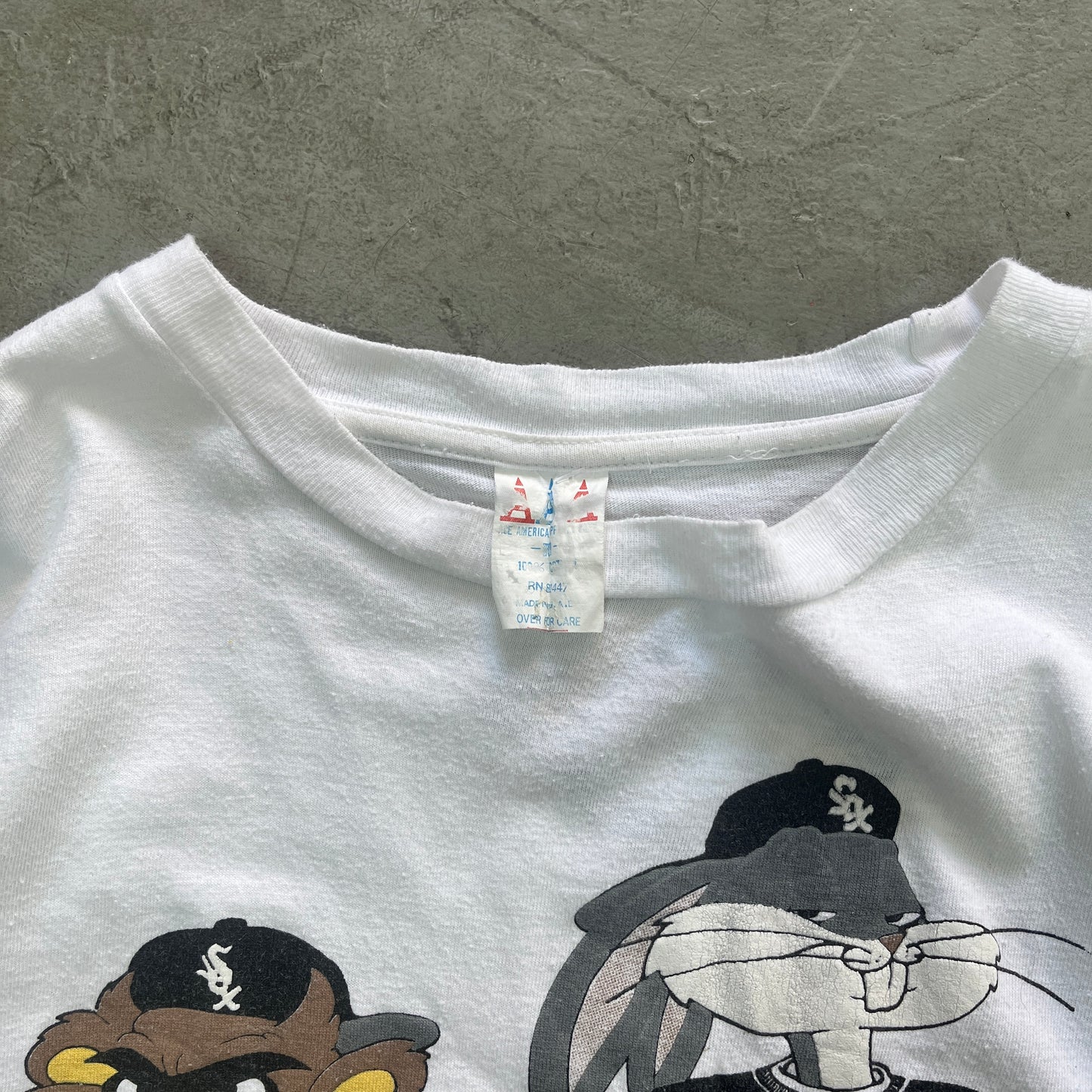 BUGS & TAZ WHITE SOX 90s [M]