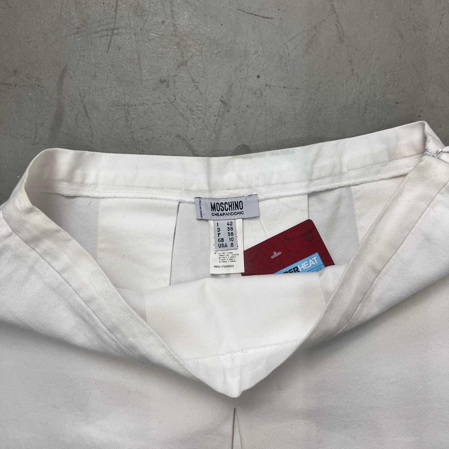 MOSCHINO WHT PLEATED SKIRT [38]