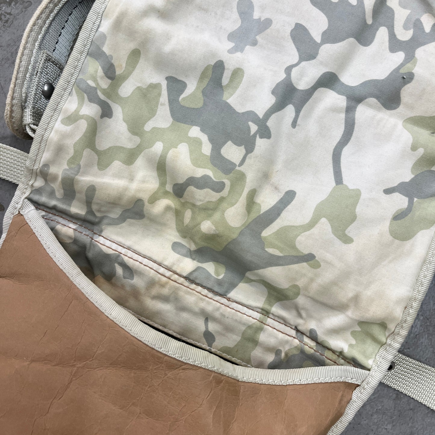 DIESEL FLY WHEEL PAPER CROSSBODY Y2K