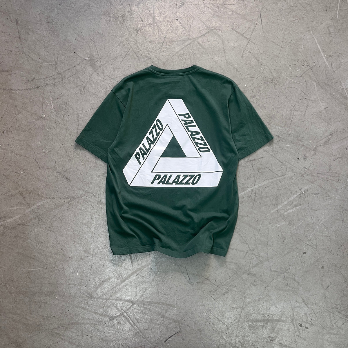 PALACE TRI LINGUAL RACEY GREEN [M]