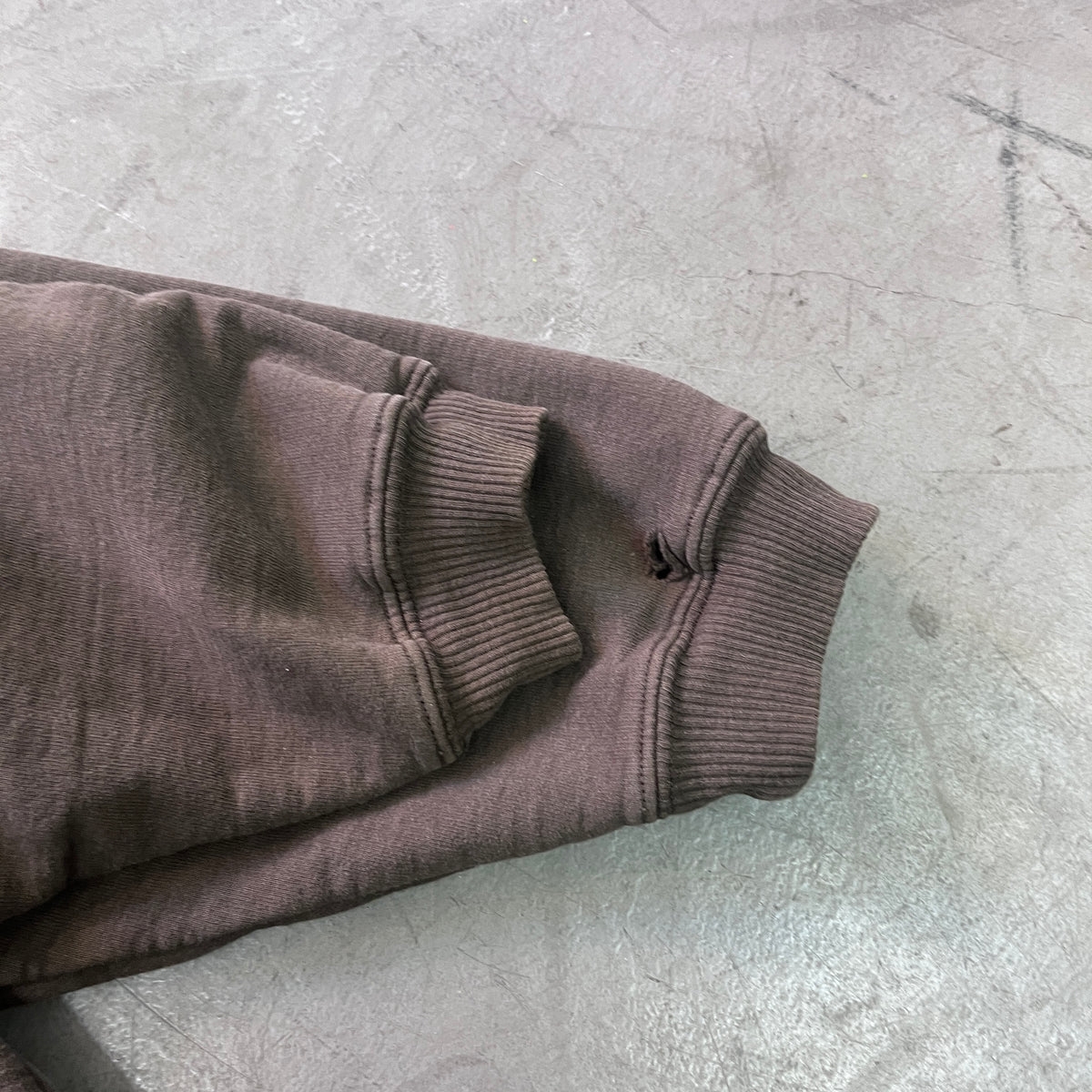 JNCO BROWN CREWNECK 90s [XL]