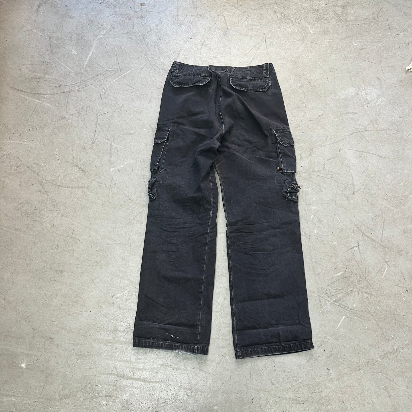 ALPHA INDUSTRIES CARGO PANTS BLK [36]