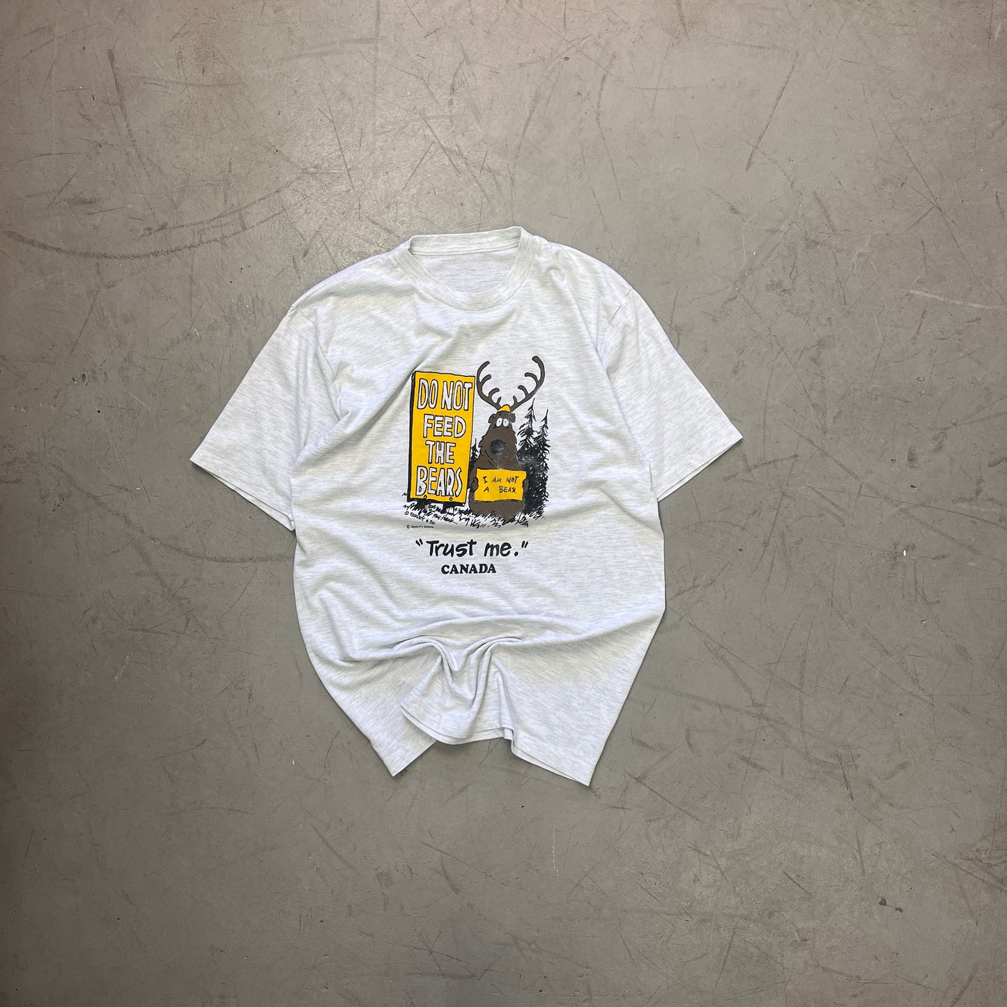 DO NOT FEED THE BEARS 90s [L/XL]